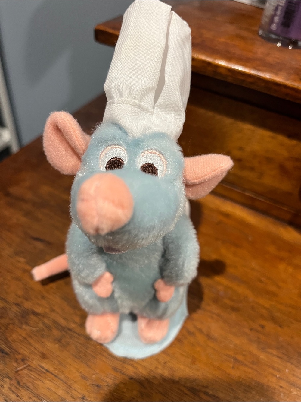 Disney Remy Shoulder Plush with magnetic pad